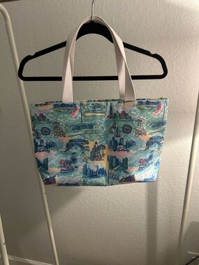 Smith & Quinn The Day in Chicago Print Tote